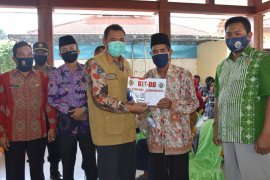 Pemkab Mojokerto salurkan BLT dana desa tahap III