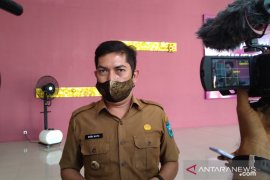 Sekolah di Sawahlunto kembali ditutup setelah keluarga siswa positif COVID-19