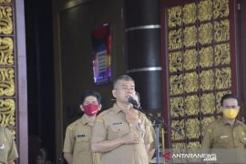 4.856 murid  tamatan SD di Padang yang belum mendaftar ke SMP