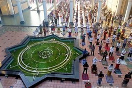 Khatib Al Akbar: Momentum Idul Adha jadikan landasan membangun negeri