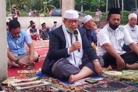 Wagub Sumbar Idul Adhabersama masyarakat transmigrasi Situang