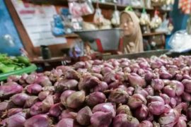 Penurunan harga sejumlah komoditas picu deflasi di Kota Madiun