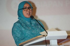 Ketua TP-PKK bagikan 2,5 juta masker gratis di Indramayu