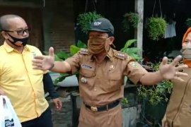Dihalangi camat dan lurah, Tim Golkar tetap sosialisasikan Rycko Menoza