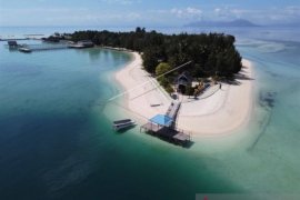 WARGA TOLAK INVESTOR ASING DI PULAU BOKORI Page 1 Small