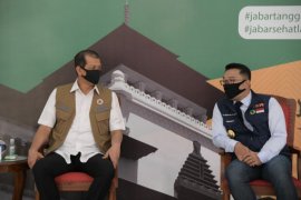 Doni Monardo mendaftar  sebagai relawan vaksin COVID-19