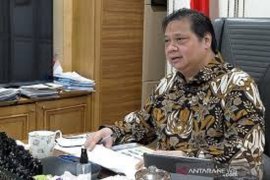 Airlangga Hartarto pastikan adanya pemberian bansos untuk pekerja gaji di bawah Rp5 juta