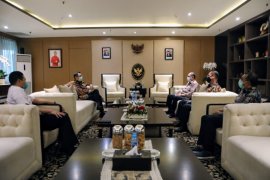 Mensos akomodir kekurangan BST di Ambon