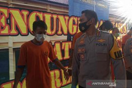 Polisi bekuk pria cabuli calon anak tirinya