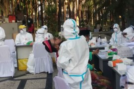 DPRD Riau rapid tes seluruh tamu paripurna istimewa HUT Riau