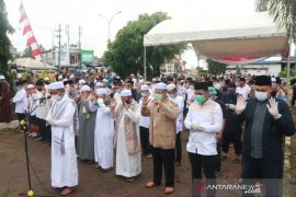 Sekdakot Said Abdullah imam shalat jenazah Wali Kota (alm) Nadjmi Adhani