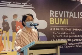 Kemenparekraf ajak masyarakat sukseskan program "Revitalisasi Bumi"