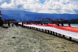 Youths usher in 75th Independence Day by embracing personal freedom