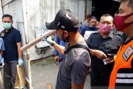 Polisi selidiki teror kembang api di rumah Bupati Kediri