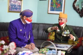 Pemkot Kediri berikan santunan pada perintis kemerdekaan