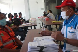 Ujian sertifikasi kompetensi untuk sopir truk kontainer