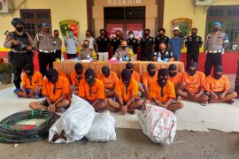 Tipu kenalan di medsos Rp1,3 Miliar, polisi gadungan diciduk polisi