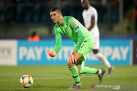 Kiper Ivo Grbic rekrutan pertama Atletico musim ini