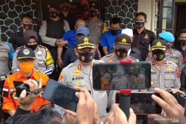 Modus baru, sepeda motor dicuri saat korban disibukan beli kaca mata