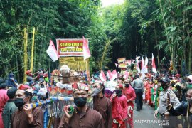 Grebeg Suro di  Hutan Bambu Lumajang terapkan protokol kesehatan