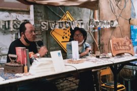 Makna cinta dari  kumpulan puisi "Sepucuk Surat dan Kisah Masa Kecil"