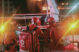 PMI kerahkan dua unit ambulans bantu penanganan kebakaran Gedung Kejagung