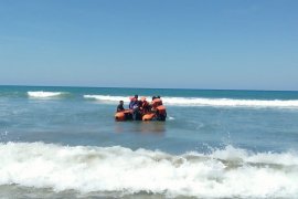 Tim SAR masih cari Yohanes Seran yang hilang di Laut Malaka NTT