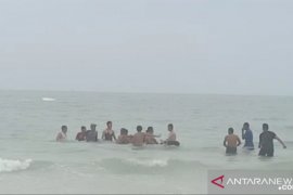 Anggota Brimob Tanjung Gunung tenggelam di Pantai Matras. Ini kronologinya