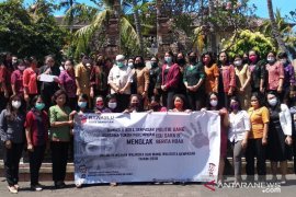 Bawaslu Denpasar ajak kaum wanita tolak politik uang di Pilkada 2020