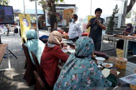 Dinas Perdagangan Kediri ajak pemilik UMKM manfaatkan media sosial jualan