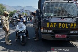 RAZIA PENERTIBAN PENGGUNAAN MASKER