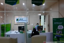 Ekonom: Subsidi upah penting menahan kejatuhan daya beli