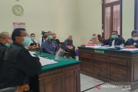 Mantan Direktur RS Mata Undaan ungkap awal mula kasus dirinya