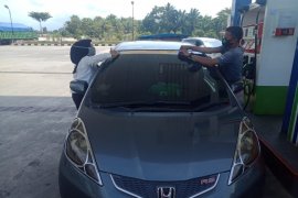 Pertamina: Enam ribuan kendaraan tergolong mewah ikut pasang stiker BBM bersubsidi