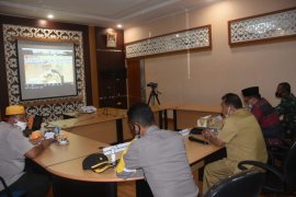 Kasus positif COVID-19 meningkat, Gubri rekomendasikan PSBB skala lokal