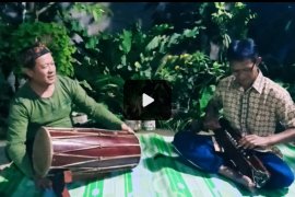 Kesenian tradisional "Kebangru'an" dari mengundang kesurupan ke seni pertunjukan