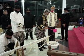 Jamasan Tombak Abirawa dan benda pusaka lainnya di Kabupaten Batang