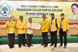 Sabil terima SK DPP Golkar, musda ditunda H Saban Effendi tetap ketua partai