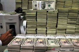 Dolar AS reli karena sentimen risiko redup setelah pernyataan Yellen