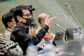 Kemenparekraf fokus tiga langkah untuk pulihkan sektor parekraf pada 2021