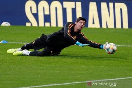 Thibaut Courtois  tinggalkan kamp timnas Belgia