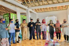 Legislator mengapresiasi produk UEP-KM Hargorejo di Kulon Progo