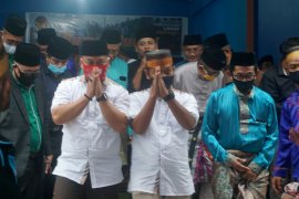 Nizar doakan semua paslon lolos di KPU Lingga