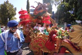 Daftar Pilkada Situbondo, Karna-Khoirani menaiki kereta kencana