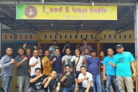 Ketua PKB terpilih jalin silaturahmi dengan wartawan