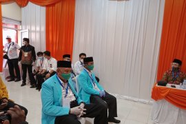 Pasangan Udin - Undunsyah daftar Pilgub Kaltara