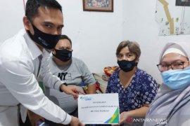 BPJAMSOSTEK Bogor Kota serahkan klaim JHT langsung kepada peserta