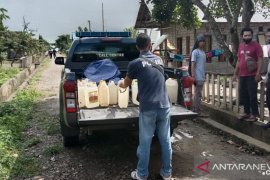 Polres Maluku Tengah berantas miras sampai ke dusun-dusun