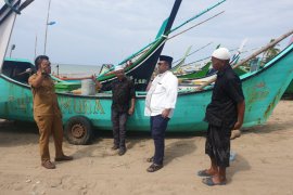 Tinjau sektor perikanan, Wabup Fauzi Yusuf bahas soal ekspor layur ke Korea