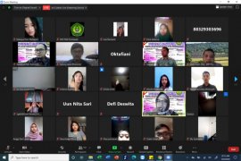 IKIP PGRI Pontianak gelar webinar nasional pembelajaran bahasa Inggris kebiasaan baru